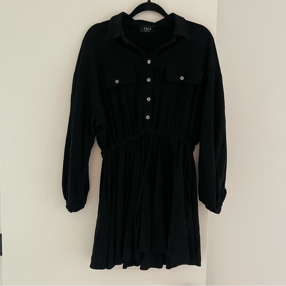 Vici black long sleeve mini dress size XS